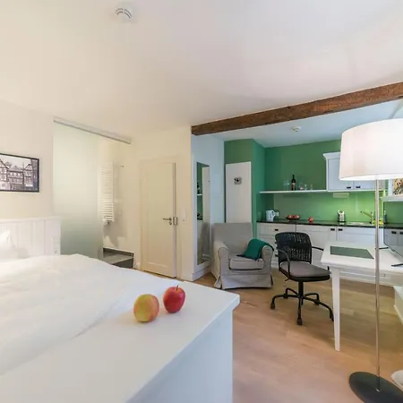 Aparthotel Gaestehaus Am Marktbrunnen 3*