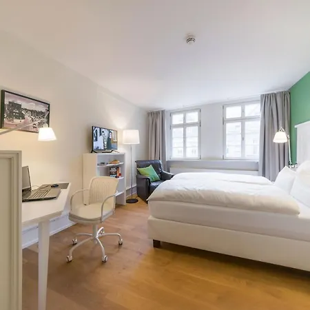 Gaestehaus Am Marktbrunnen 3* 布莱滕